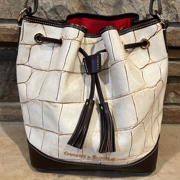 Dooney & Bourke Denison Tasha Drawstring Croc Embossed Cream Leather Bucket Bag - Picture 2 of 14